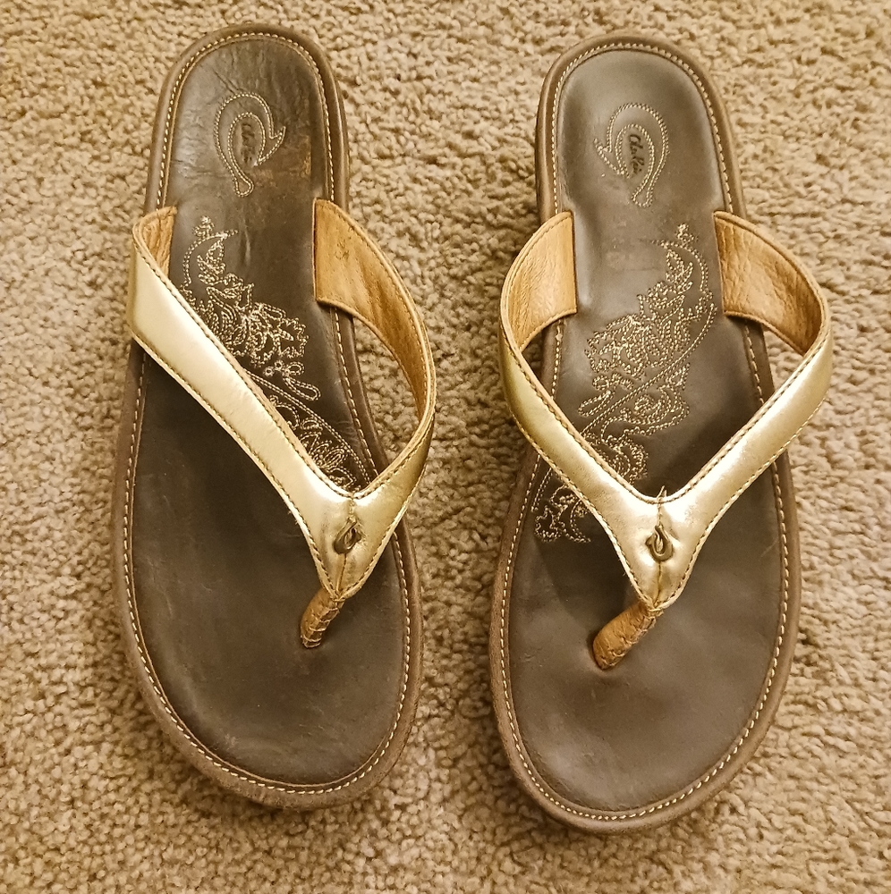 OluKai Beach Sandals
